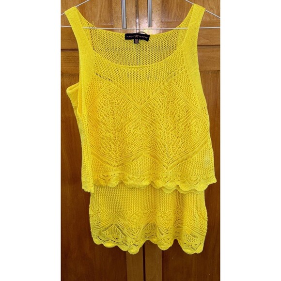 Almost Famous Knitted Skirt Top Set Women Yellow Sleeveless Elastic Waist 3X - Picture 3 of 13